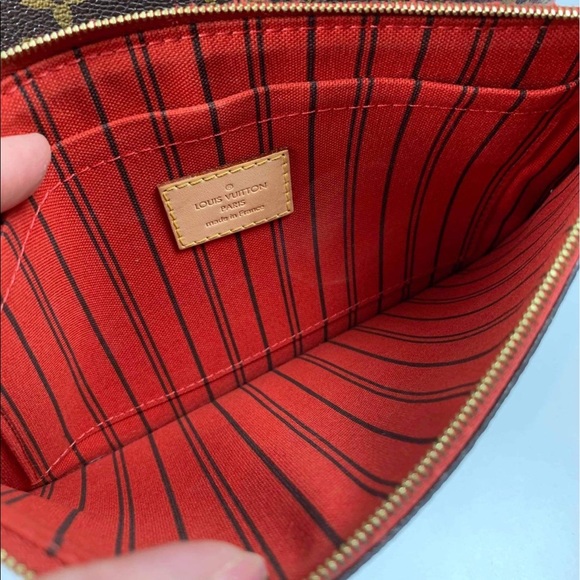 Louis Vuitton Neverfull MM monogram Pouch only - Picture 4 of 5
